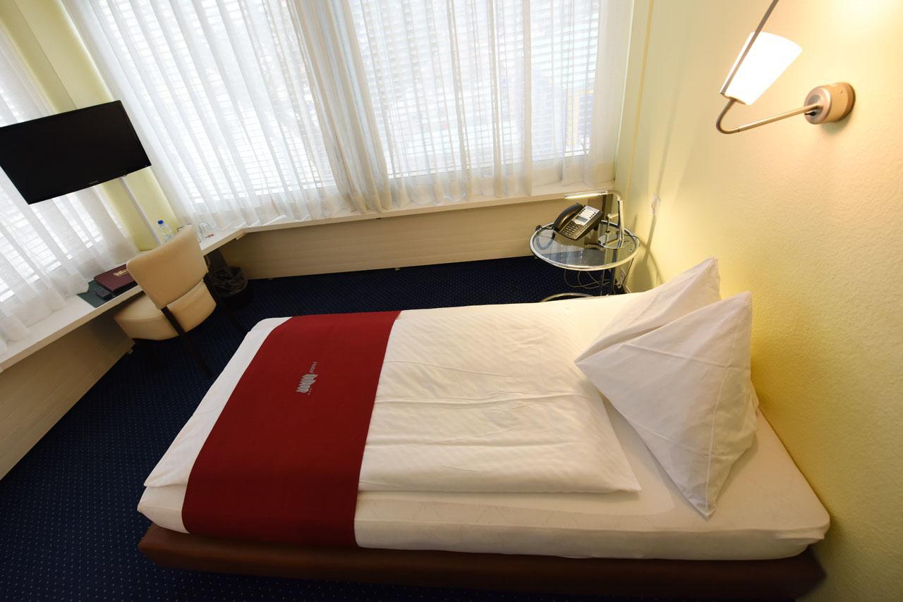 Hotel Dufour Бил Екстериор снимка